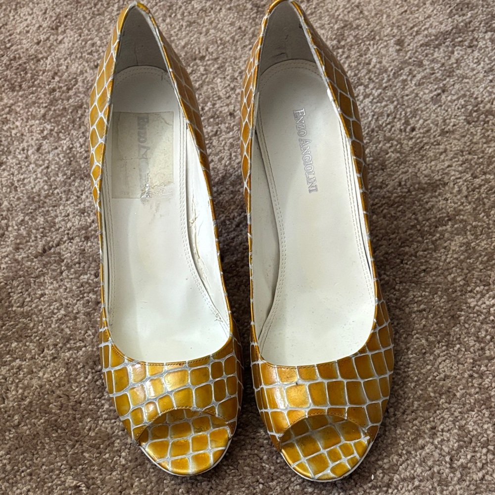 Enzo Angiolini Yellow Croc-Embossed Heels